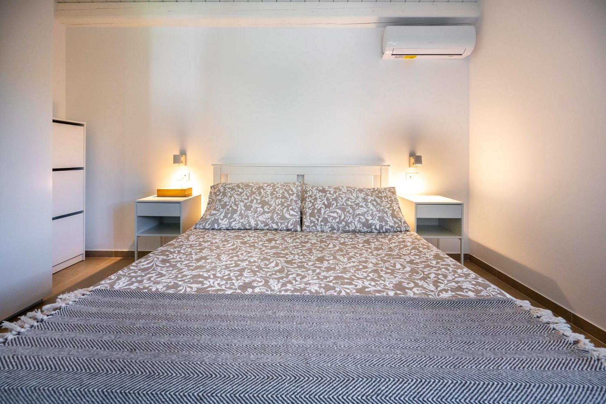 Villa Dolmen Beach أفولا المظهر الخارجي الصورة